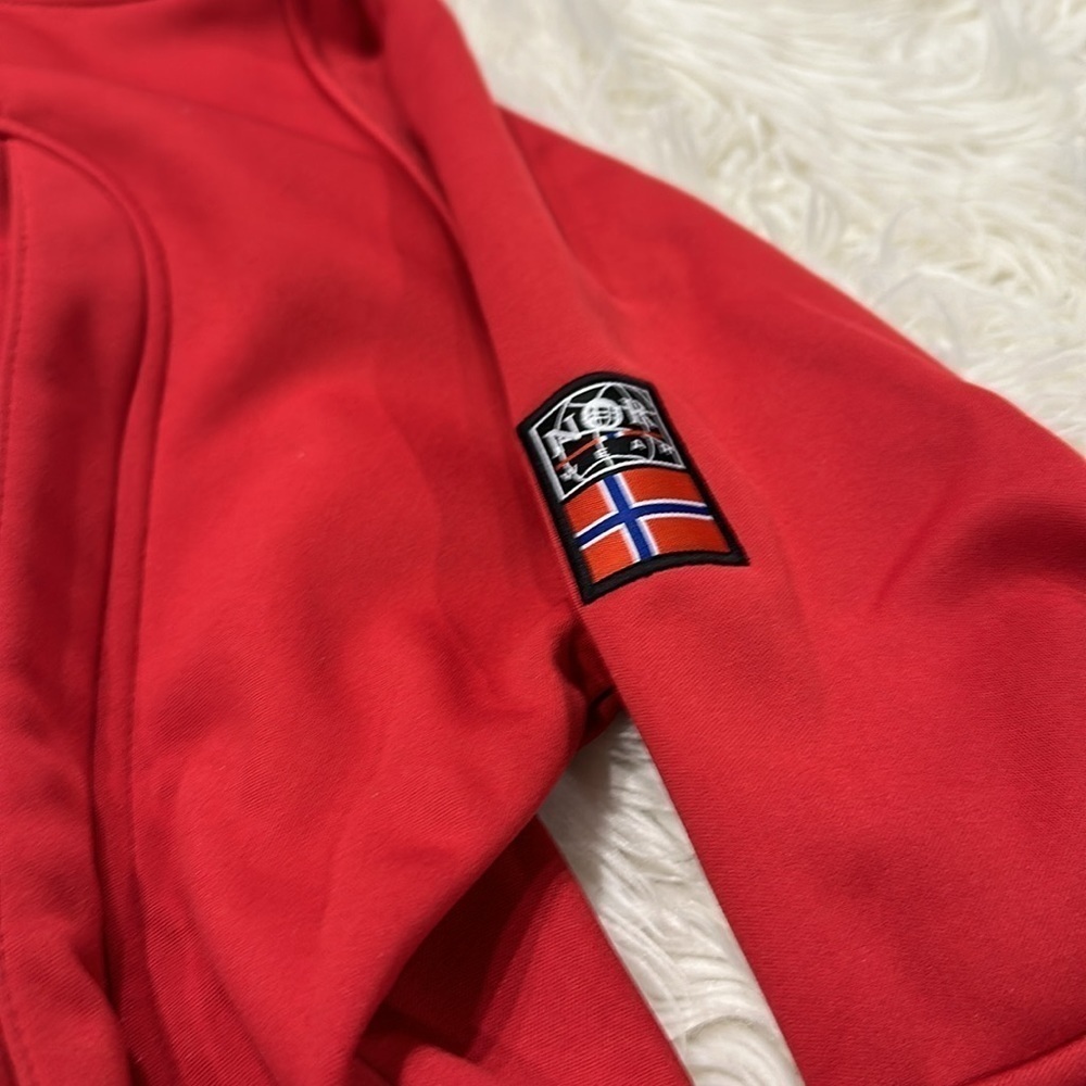 Norwear Women’s Softshell hooded jacket,windbreaker,red, size XS - Picture 4 of 7